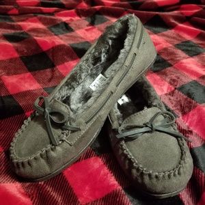 Air Walk Faux Fur Lined Moccasins